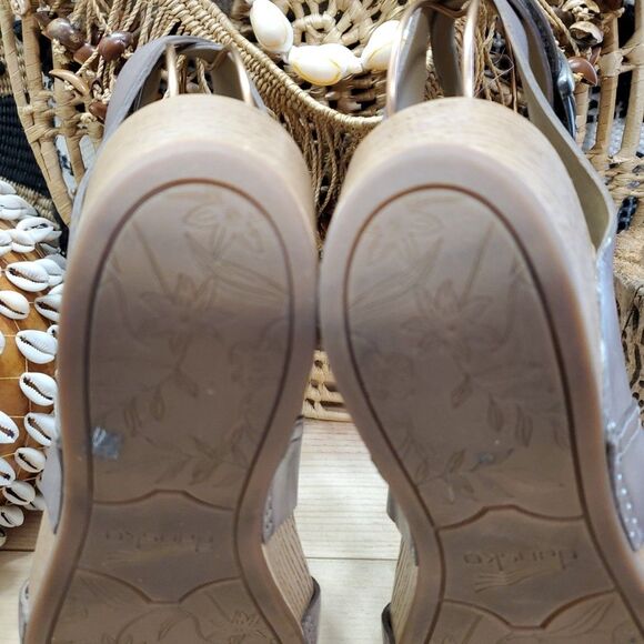 Dansko Women's 7/37 Lou Sandal EVA Burnished Leather Open Toe Buckle Comfort - Picture 9 of 15